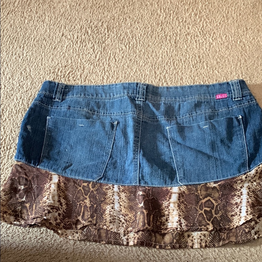 Chic Denim and Snake Print Mini Skirt - Picture 2 of 2